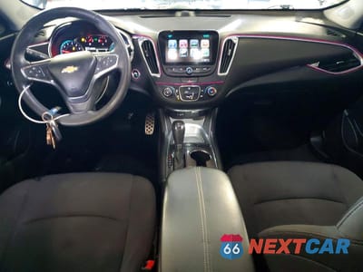 Zdjęcie 8 z 12 samochodu: 2016 CHEVROLET MALIBU LT VIN:1G1ZE5ST6GF238898 - miniatura
