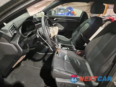 Zdjęcie 7 z 12 samochodu: 2020 AUDI Q3 PREMIUM VIN:WA1AECF38L1034835 - miniatura