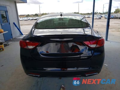 Zdjęcie 6 z 12 samochodu: 2016 CHRYSLER 200 S VIN:1C3CCCBB2GN123689 - miniatura