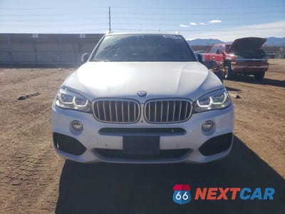 Piąte zdjęcie samochodu w środku: 2018 BMW X5 XDR40E VIN:5UXKT0C52J0V99524 - miniatura