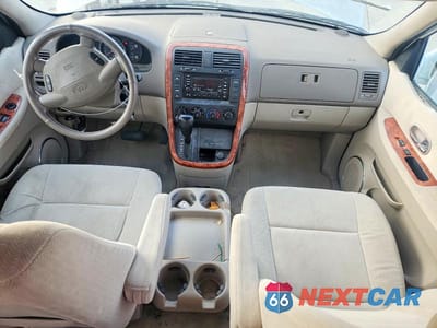 Zdjęcie 8 z 12 samochodu: 2005 KIA SEDONA EX VIN:KNDUP132156705085 - miniatura