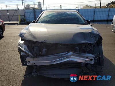 Piąte zdjęcie samochodu w środku: 2019 TOYOTA CAMRY HYBRID VIN:4T1B21HK4KU011279 - miniatura