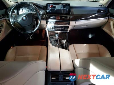 Zdjęcie 8 z 11 samochodu: 2013 BMW 528 XI VIN:WBAXH5C50DDW14022 - miniatura