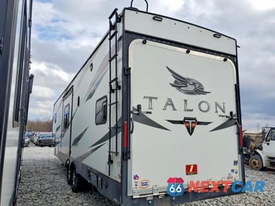 Trzecie zdjęcie samochodu z tyłu: 2018 JAYCO RV TRAILER VIN:1UJCJSBU7J18A0050 - miniatura