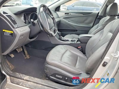 Zdjęcie 7 z 11 samochodu: 2012 HYUNDAI SONATA HYBRID BASE VIN:KMHEC4A42CA059356 - miniatura