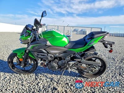 Trzecie zdjęcie samochodu z tyłu: 2024 KAWASAKI ER500 VIN:ML5ERGE12RDA11008 - miniatura