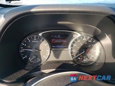 Zdjęcie 9 z 14 samochodu: 2019 NISSAN PATHFINDER SL VIN:5N1DR2MM5KC602096 - miniatura
