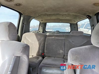 Zdjęcie 10 z 12 samochodu: 2002 GMC YUKON XL C1500 VIN:3GKEC16Z22G255017 - miniatura