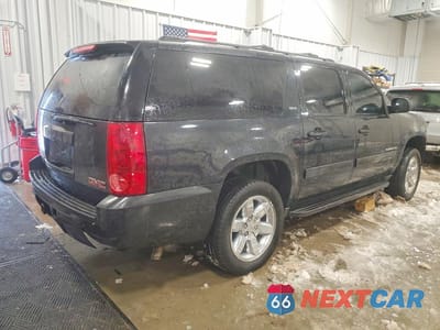 Trzecie zdjęcie samochodu z tyłu: 2013 GMC YUKON XL K1500 SLT VIN:1GKS2KE71DR288668 - miniatura