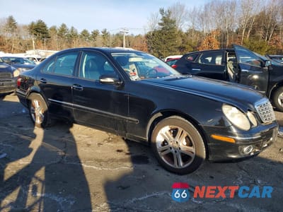 Czwarte zdjęcie samochodu z boku: 2007 MERCEDES-BENZ E 350 4MATIC VIN:WDBUF87X57X216055 - miniatura