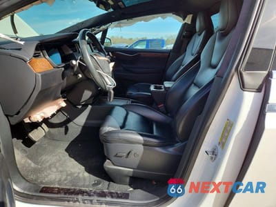 Zdjęcie 7 z 13 samochodu: 2020 TESLA MODEL X VIN:5YJXCAE28LF237752 - miniatura