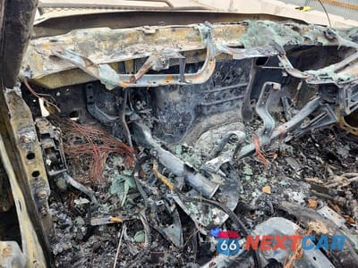 Zdjęcie 9 z 11 samochodu: 2004 CHEVROLET SILVERADO K3500 VIN:1GBJK34284E303259 - miniatura