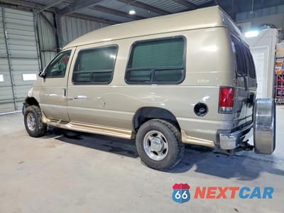 Drugie zdjęcie samochodu z przodu: 2008 FORD ECONOLINE E250 VAN VIN:1FDNE24L68DA65250 - miniatura