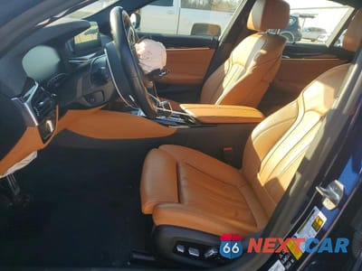 Zdjęcie 7 z 11 samochodu: 2020 BMW M550XI VIN:WBAJS7C0XLCD18861 - miniatura