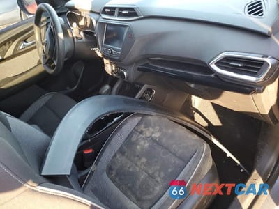 Zdjęcie 8 z 13 samochodu: 2021 CHEVROLET TRAILBLAZER LT VIN:KL79MRSLXMB160966 - miniatura