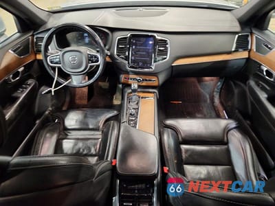 Zdjęcie 8 z 12 samochodu: 2018 VOLVO XC90 T6 VIN:YV4A22PL0J1364339 - miniatura