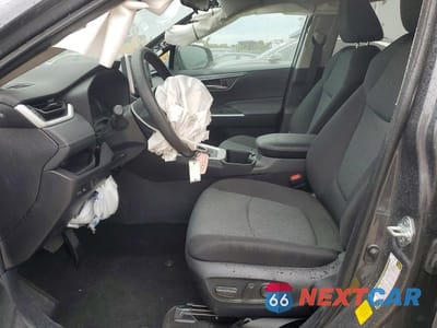 Zdjęcie 7 z 12 samochodu: 2025 TOYOTA RAV4 XLE VIN:2T3W1RFV1SW406057 - miniatura
