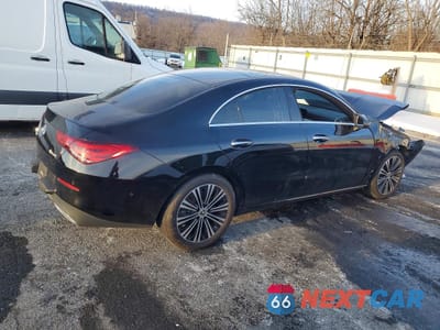 Trzecie zdjęcie samochodu z tyłu: 2023 MERCEDES-BENZ CLA 250 4MATIC VIN:W1K5J4HB8PN423301 - miniatura