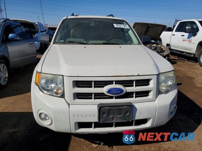 Piąte zdjęcie samochodu w środku: 2011 FORD ESCAPE HYBRID VIN:1FMCU4K32BKC02812 - miniatura