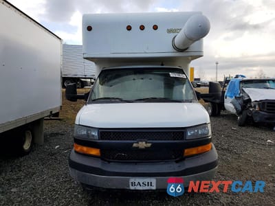 Piąte zdjęcie samochodu w środku: 2021 CHEVROLET EXPRESS DELIVERY TRUCK VIN:1GB0GSF7XM1155526 - miniatura