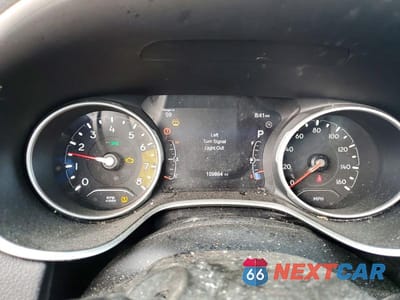 Zdjęcie 9 z 12 samochodu: 2018 JEEP COMPASS LATITUDE VIN:3C4NJCBB2JT186776 - miniatura