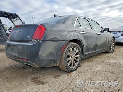 Trzecie zdjęcie samochodu z tyłu: 2018 CHRYSLER 300 LIMITED VIN:2C3CCAKG3JH177339 - miniatura