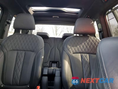 Zdjęcie 10 z 13 samochodu: 2023 BMW X7 M60I VIN:5UX33EM0XP9N47020 - miniatura