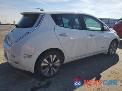 Trzecie zdjęcie samochodu z tyłu: 2016 NISSAN LEAF SV VIN:1N4BZ0CP4GC301974 - miniatura