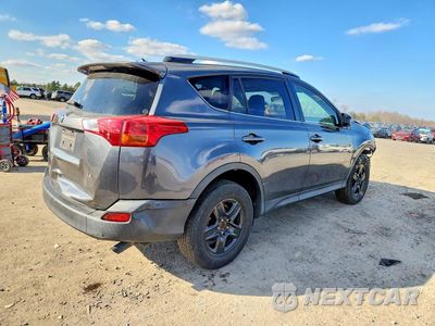 Trzecie zdjęcie samochodu z tyłu: 2015 TOYOTA RAV4 LE VIN:JTMZFREV4FD070729 - miniatura