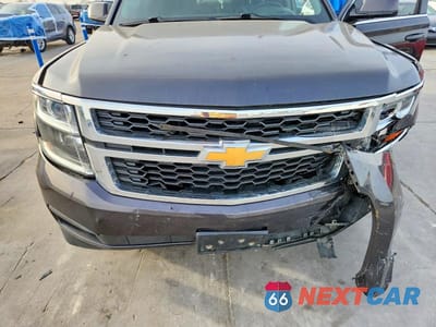 Zdjęcie 11 z 12 samochodu: 2016 CHEVROLET SUBURBAN C1500 LT VIN:1GNSCHKC0GR372358 - miniatura