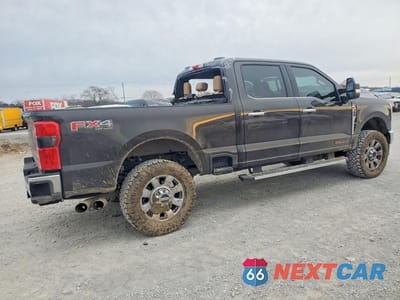 Trzecie zdjęcie samochodu z tyłu: 2025 FORD F350 SUPER DUTY VIN:1FT8W3BM0SED62337 - miniatura