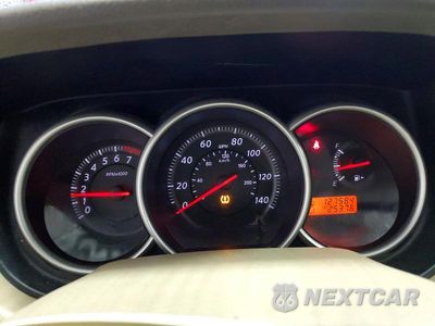 Zdjęcie 9 z 12 samochodu: 2010 NISSAN VERSA VIN:3N1BC1CP9AL372040 - miniatura
