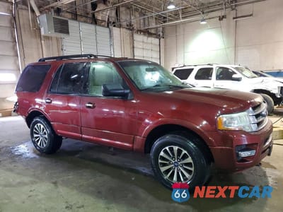 Czwarte zdjęcie samochodu z boku: 2015 FORD EXPEDITION XLT VIN:1FMJU1JT3FEF02807 - miniatura