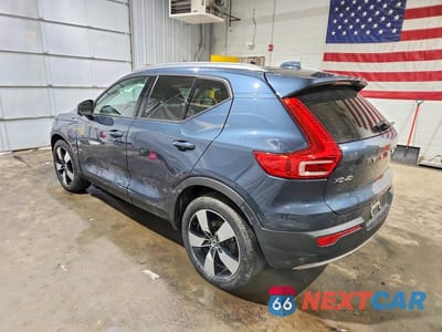 Drugie zdjęcie samochodu z przodu: 2021 VOLVO XC40 T5 MOMENTUM VIN:YV4162UK5M2522530 - miniatura