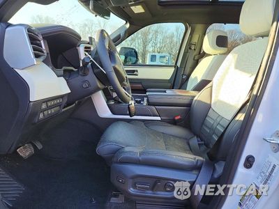 Zdjęcie 7 z 11 samochodu: 2025 TOYOTA TUNDRA CREWMAX CAPSTONE VIN:5TFVC5DB4SX098305 - miniatura