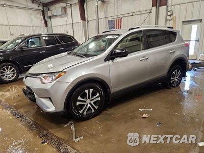 2018 TOYOTA RAV4 LE JTMZFREV0JJ192546 - główne zdjęcie licytacji z USA - miniatura