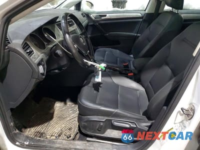 Zdjęcie 7 z 12 samochodu: 2016 VOLKSWAGEN GOLF SPORTWAGEN S VIN:3VWC17AU4GM504964 - miniatura