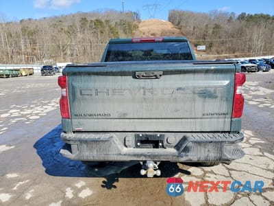 Zdjęcie 6 z 11 samochodu: 2026 CHEVROLET SILVERADO K1500 TRAIL BOSS CUSTOM VIN:3GCPKCEK5TG161111 - miniatura