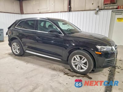 Czwarte zdjęcie samochodu z boku: 2020 AUDI Q5 PREMIUM VIN:WA1ANAFY6L2036593 - miniatura