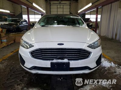 Piąte zdjęcie samochodu w środku: 2019 FORD FUSION SE VIN:3FA6P0LU4KR206273 - miniatura