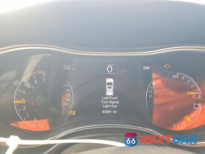 Zdjęcie 9 z 12 samochodu: 2022 JEEP GRAND CHEROKEE LIMITED VIN:1C4RJEBG0NC125811 - miniatura