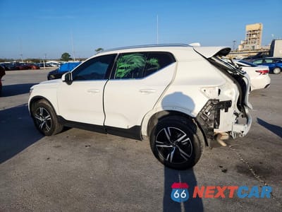 Drugie zdjęcie samochodu z przodu: 2024 VOLVO XC40 CORE VIN:YV4L12UK8R2330629 - miniatura