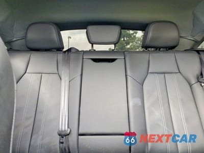 Zdjęcie 10 z 12 samochodu: 2025 AUDI Q6 E-TRON SPORTBACK PREMIUM VIN:WA1D4BGF1SA070691 - miniatura