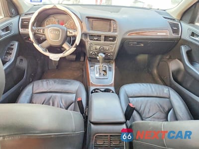 Zdjęcie 8 z 12 samochodu: 2011 AUDI Q5 PREMIUM VIN:WA1CFAFP9BA047444 - miniatura