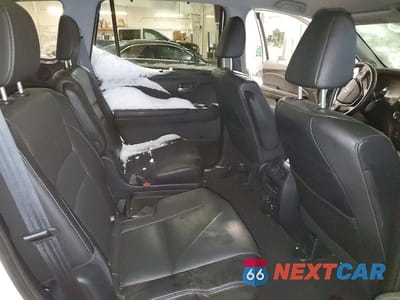 Zdjęcie 11 z 13 samochodu: 2017 HONDA PILOT ELITE VIN:5FNYF6H04HB002596 - miniatura