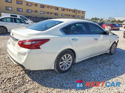 Trzecie zdjęcie samochodu z tyłu: 2018 NISSAN ALTIMA 2.5 S VIN:1N4AL3AP6JC299833 - miniatura