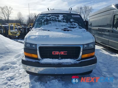 Piąte zdjęcie samochodu w środku: 2021 GMC SAVANA UTILITY / SERVICE TRUCK VIN:1GD07RF71M1201941 - miniatura