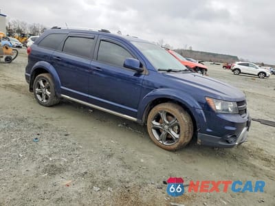 Czwarte zdjęcie samochodu z boku: 2017 DODGE JOURNEY CROSSROAD VIN:3C4PDCGG0HT566441 - miniatura