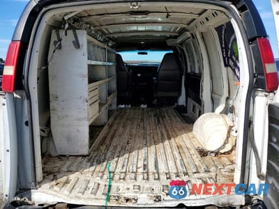 Zdjęcie 10 z 12 samochodu: 2004 CHEVROLET EXPRESS G3500 VIN:1GCHG35U741246667 - miniatura