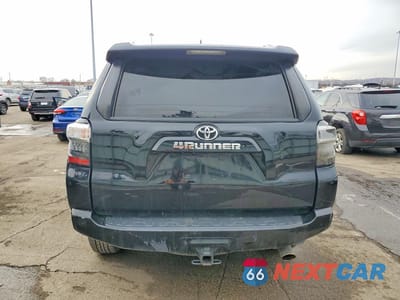Zdjęcie 6 z 12 samochodu: 2018 TOYOTA 4RUNNER SR5/SR5 PREMIUM VIN:JTEBU5JR7J5551131 - miniatura
